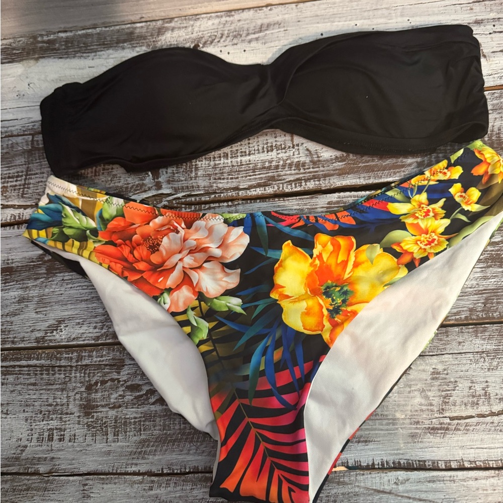 SALE 2 for $10
Kona Sol Black and Floral Bikini